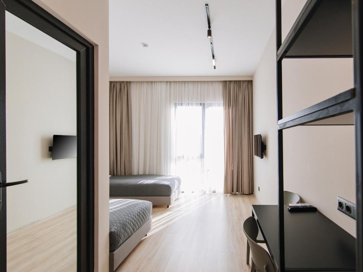 Doors Hotel ティビリシ エクステリア 写真